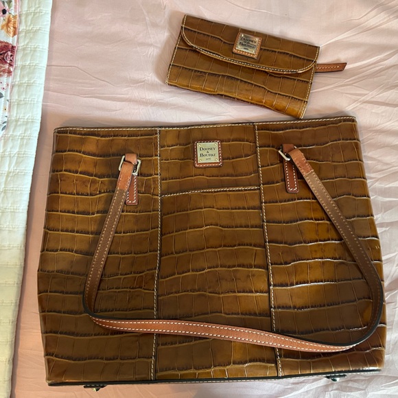 Dooney & Bourke Handbag &Wallet, brown - Picture 8 of 8